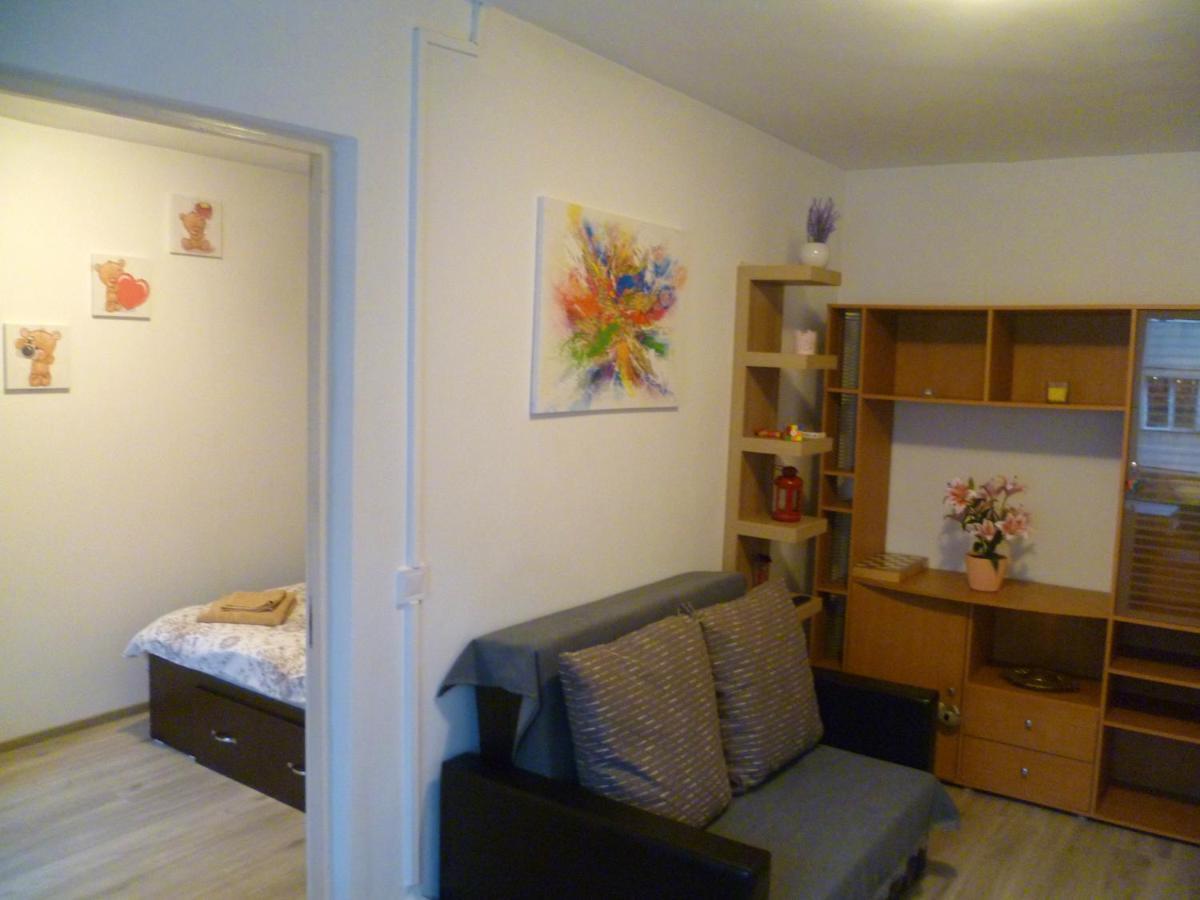 Romanilor - Studio First Floor Déva Kültér fotó